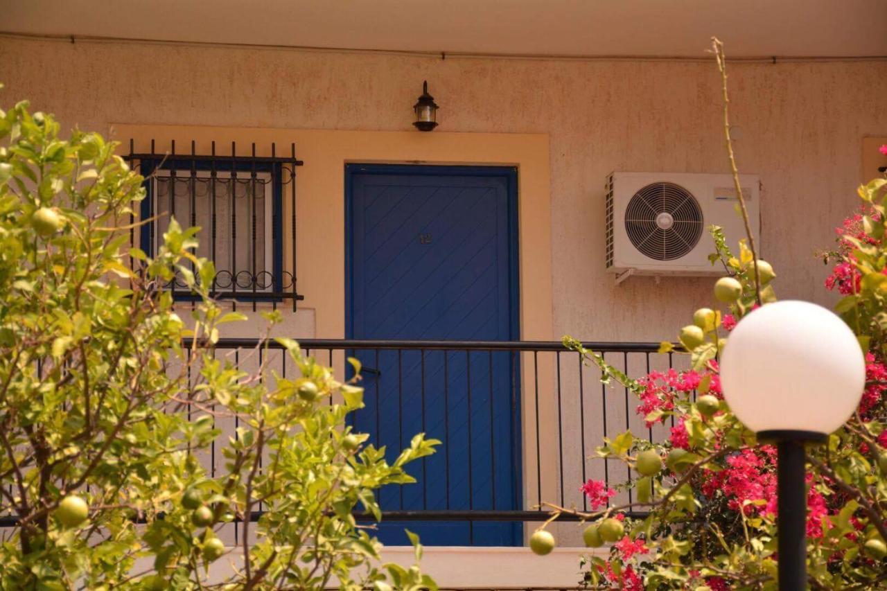 Helen'S Appartments Galaxidi Екстер'єр фото